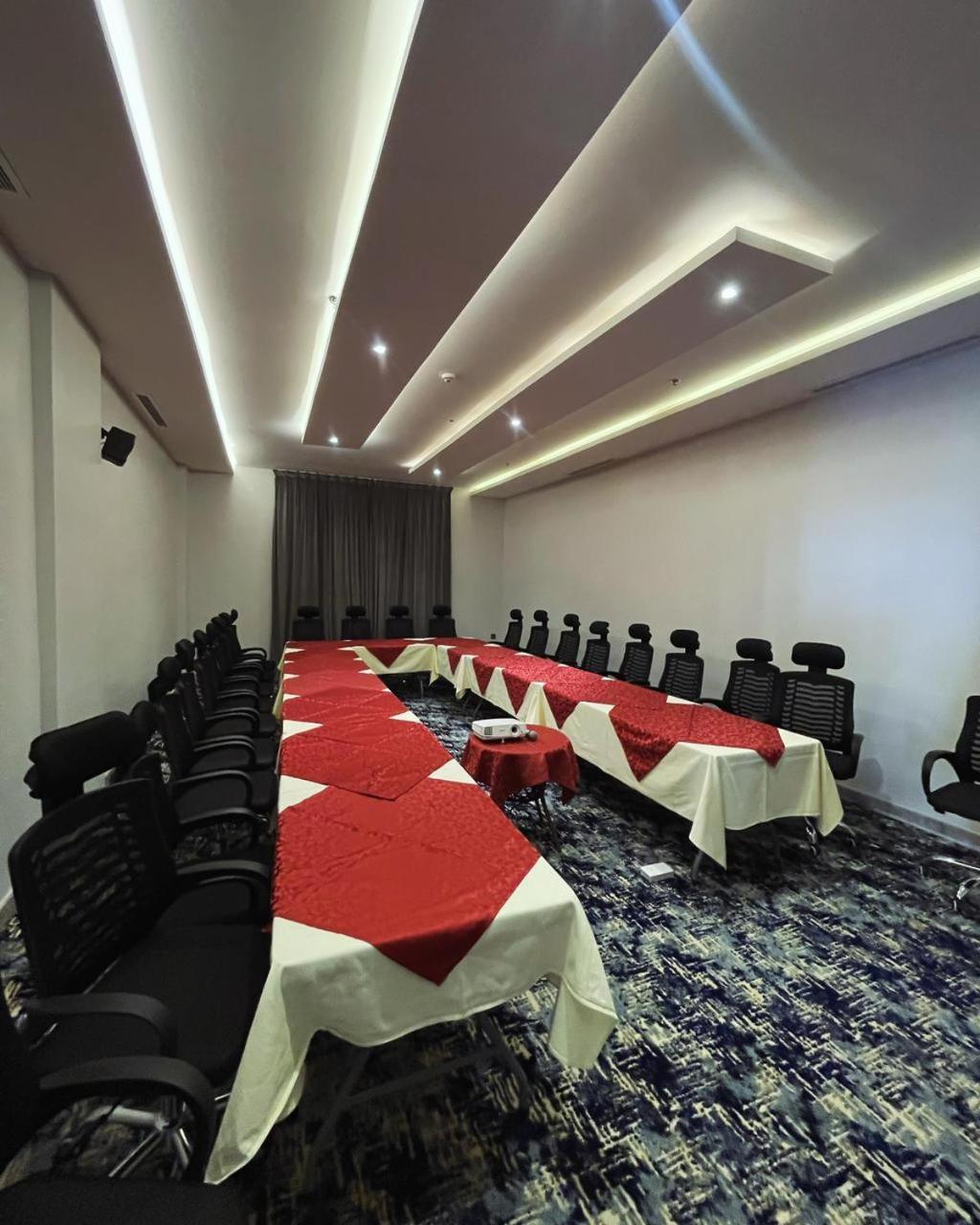 فندق بيرلي Pearly Hotel อับฮา ภายนอก รูปภาพ
